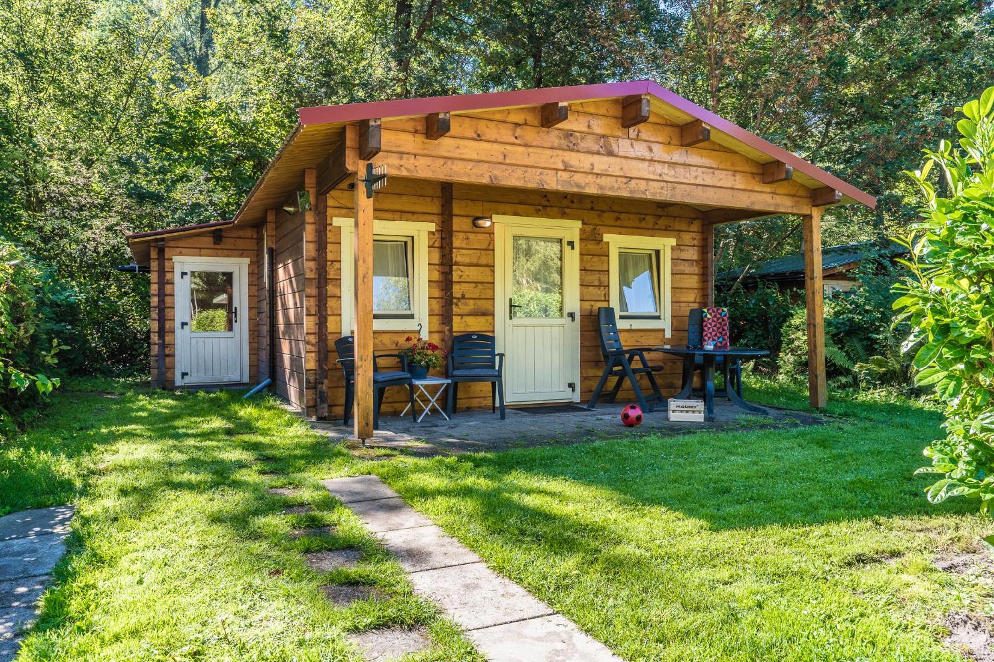 Camping Het Bosbad Emmeloord Eksteriør billede