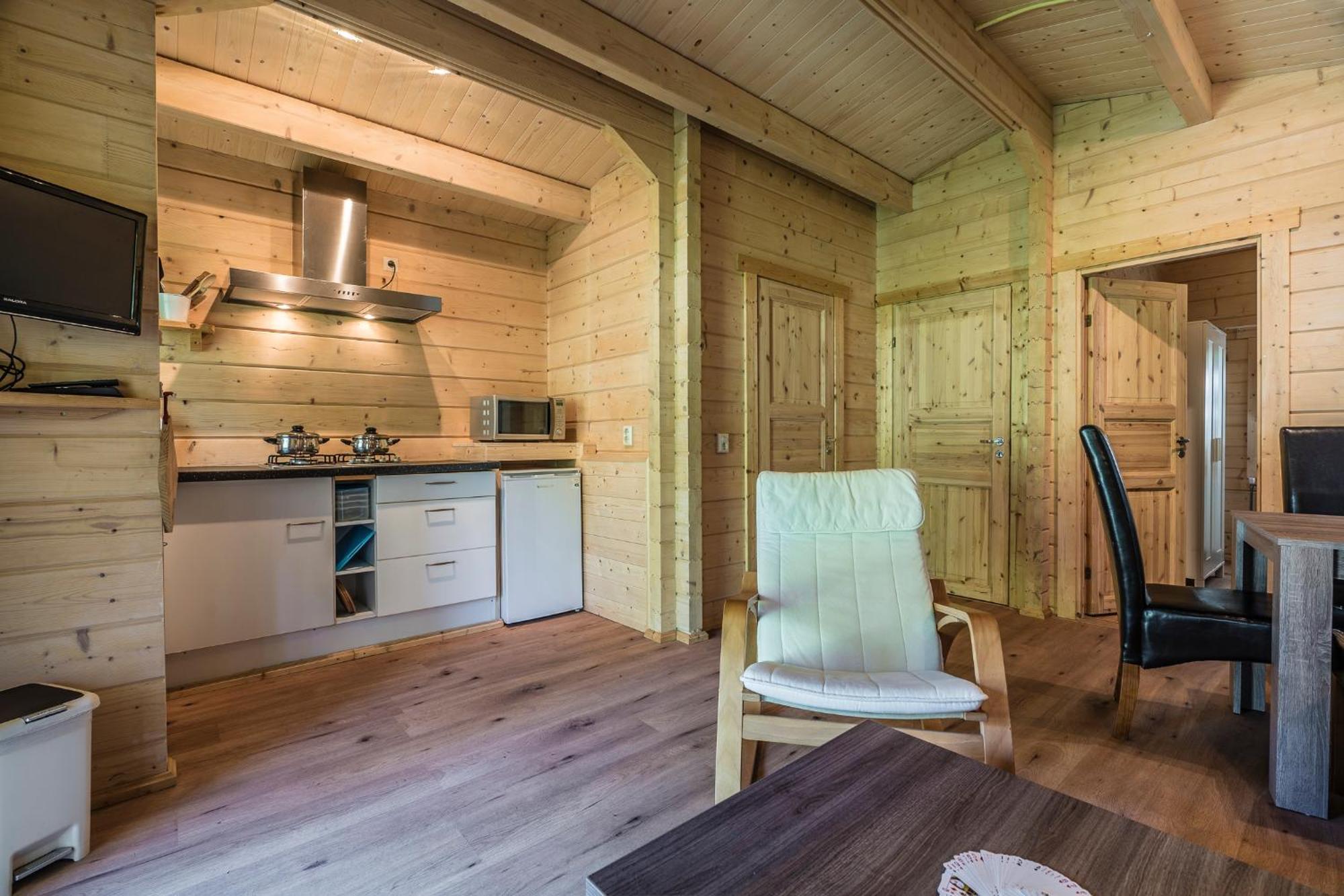 Camping Het Bosbad Emmeloord Værelse billede